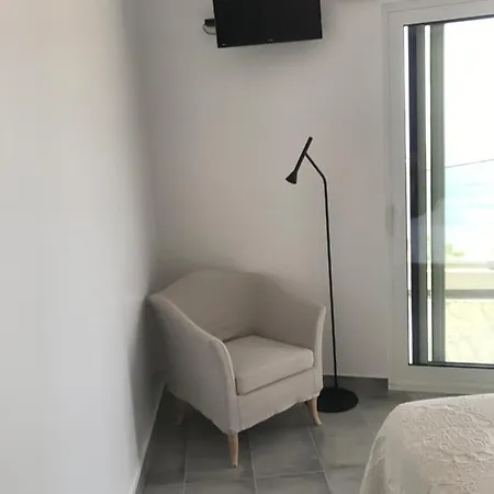 Pensión Fraskoula's