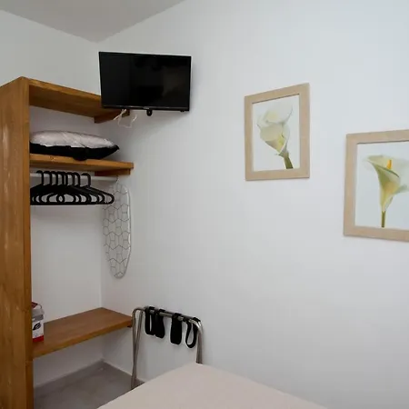 Gasthuis Fraskoula's Agios Stefanos (Mykonos)