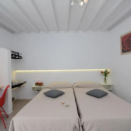 Fraskoula's 4* Agios Stefanos (Mykonos)