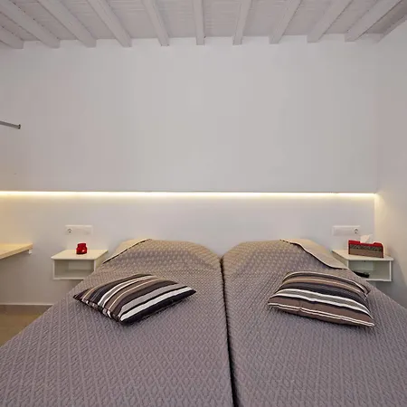 Fraskoula's 2* Agios Stefanos (Mykonos)