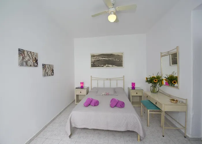 Fraskoula's Pensión Agios Stefanos (Mykonos)